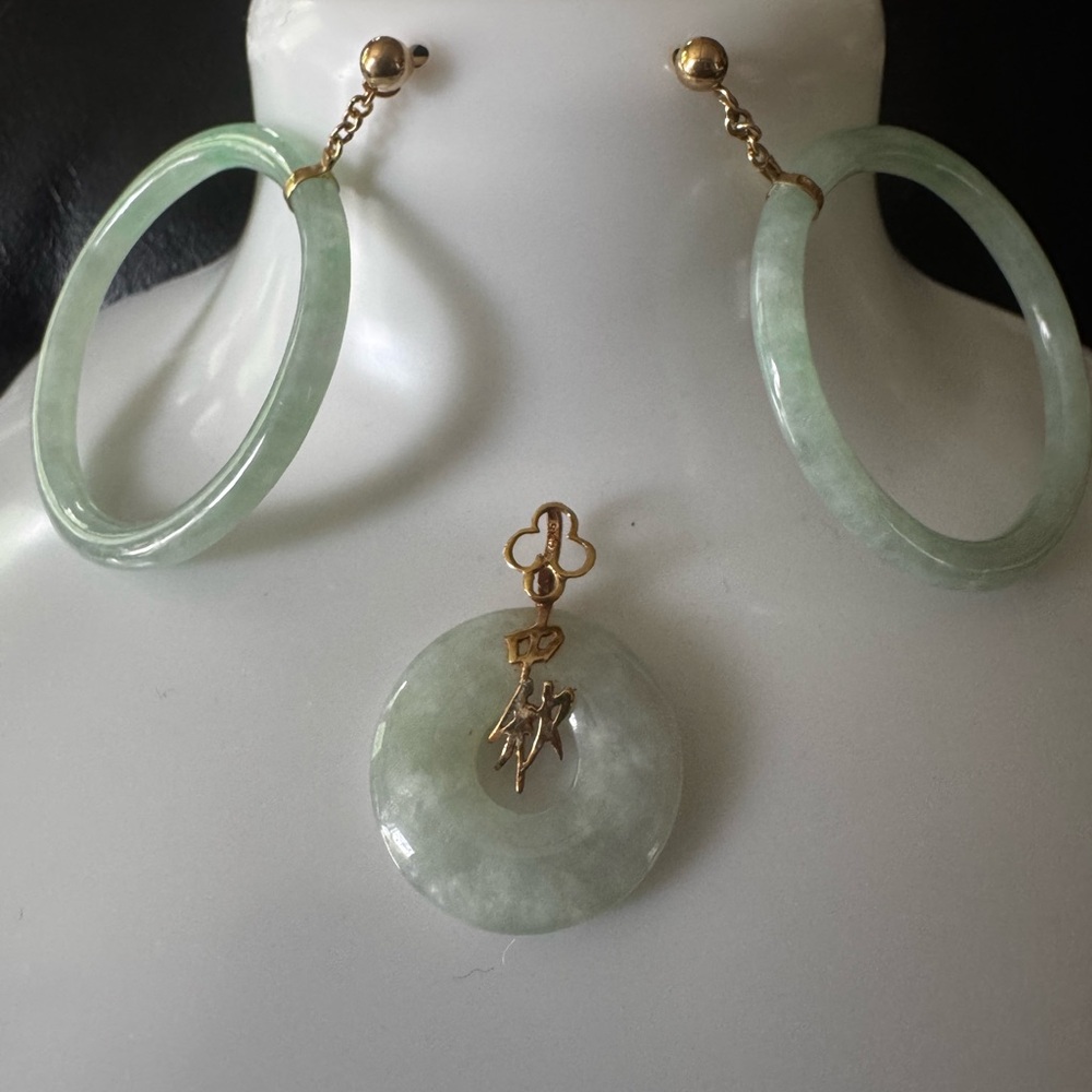 Estate Rare New 14K Translucent Jade /Jadite necklace pendant & earrings 13.2g